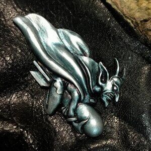 NEW SOLD OUT 2018 THOMAS KUNTZ WWII BOMBS AWAY DEVIL BOMBER SCULPTURE PIN